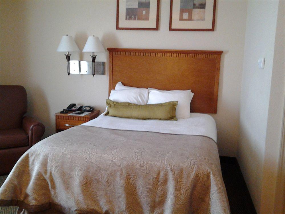 Candlewood By Ihg Hotel